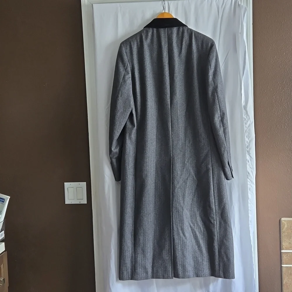 Coat - Picture 9 of 16